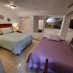 Twin Room Private Bathroom